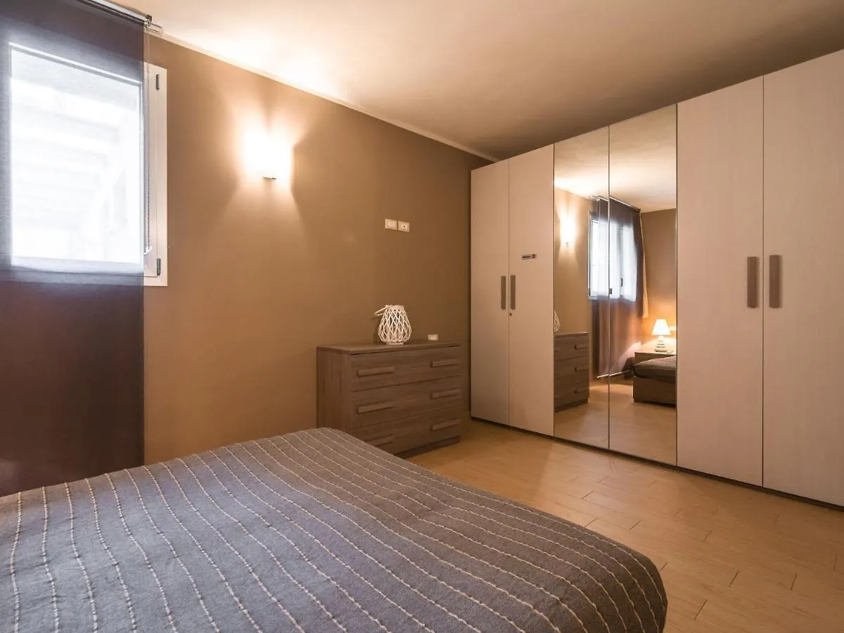Belvilla By Oyo Casa Giada Marone 0*,